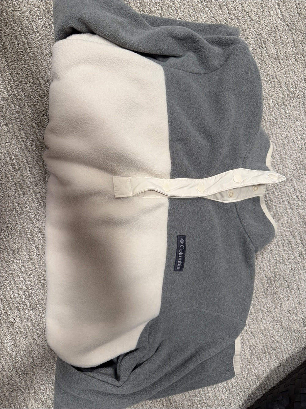 Columbia Grey and Cream Fleece Snap Pullover